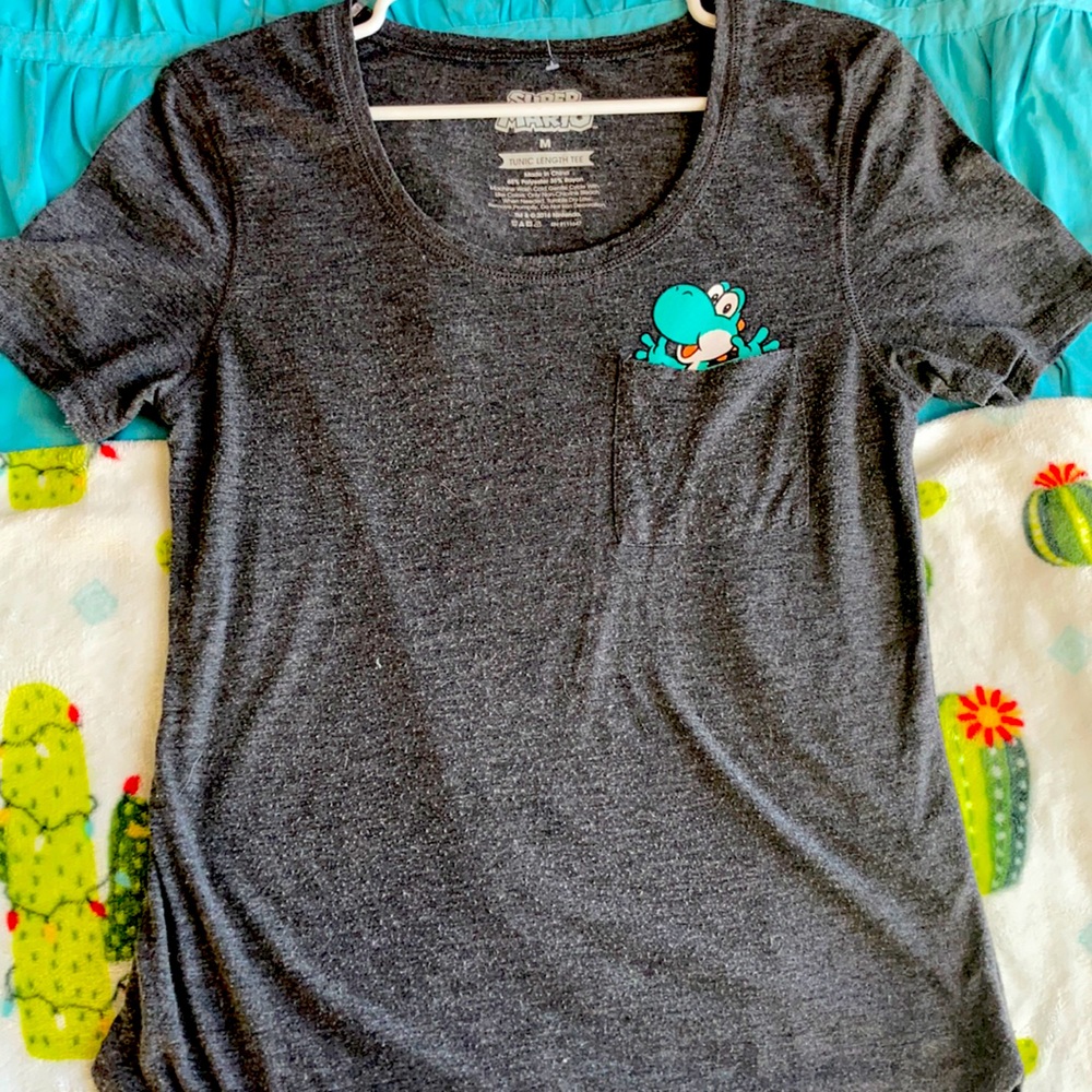 Super Mario Yoshi t-shirt